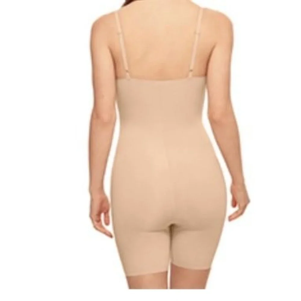 Wacoal NWT Sz 2XL Open Bust Thigh Shaper Lightweight Moderate Control - Picture 3 of 13